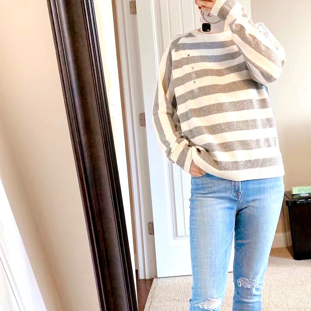 TOMMY Women Sweater❤️ So soft